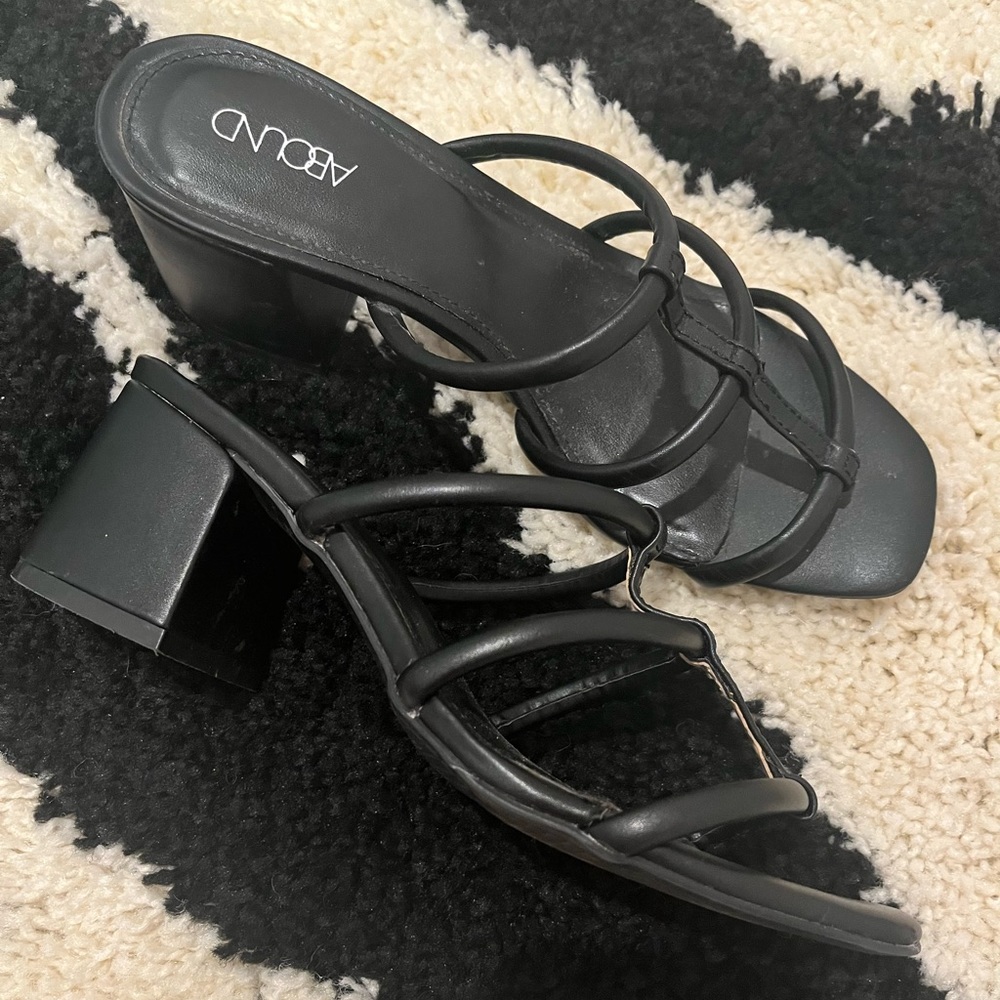 Black platform sandals